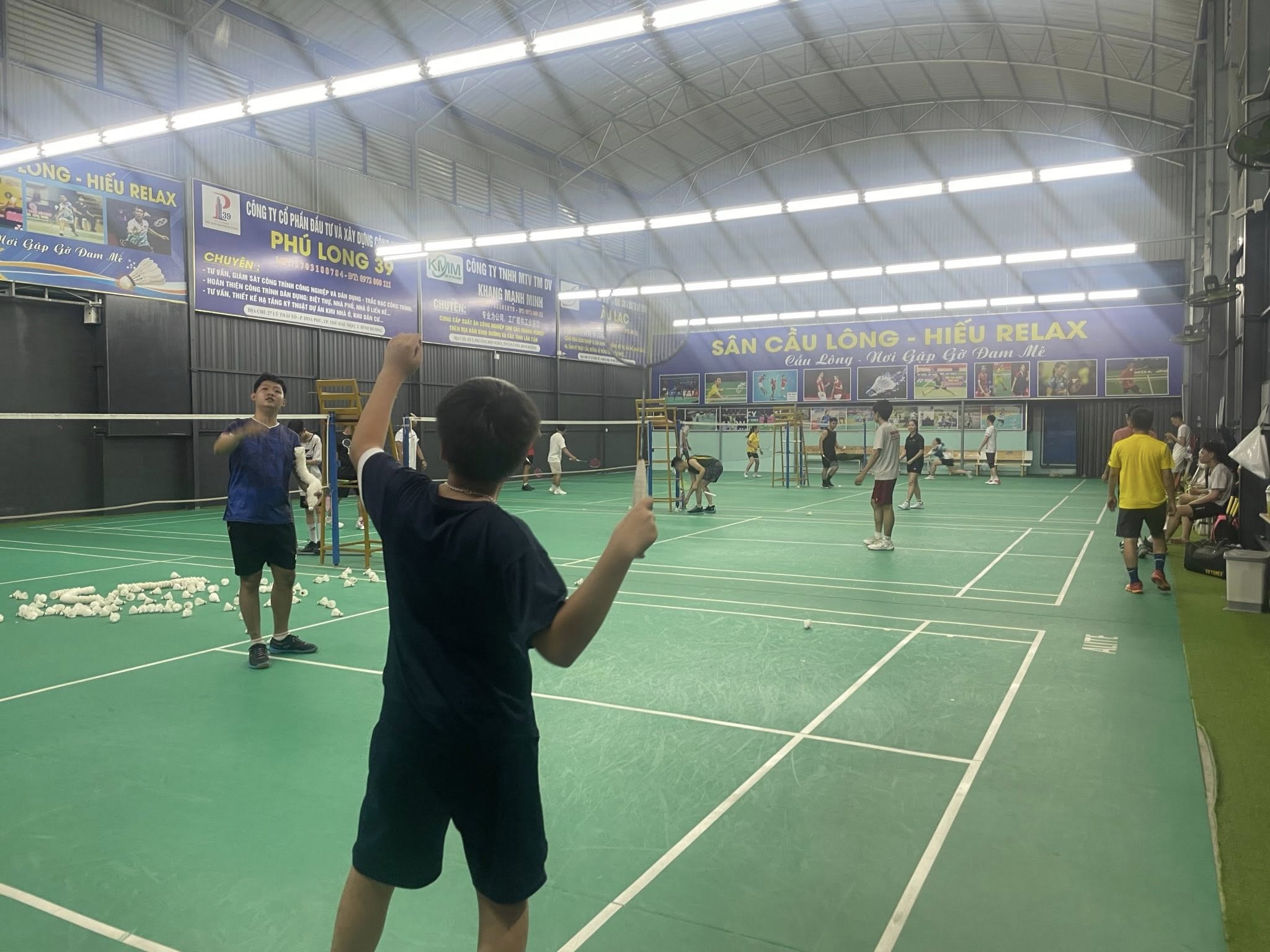 Sân cầu lông Hiếu Relax